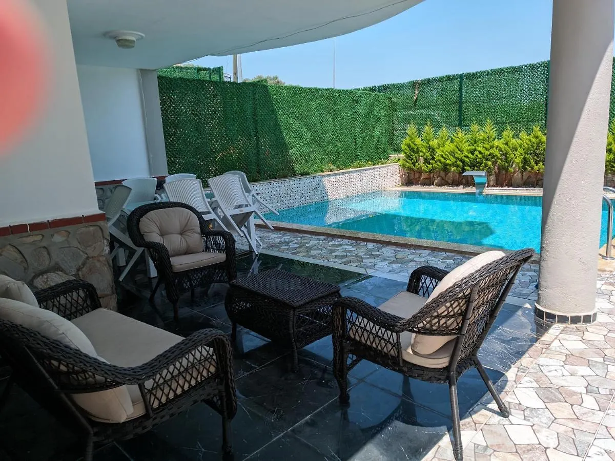 Begonville Villas Ladies Beach Kusadası 0*,